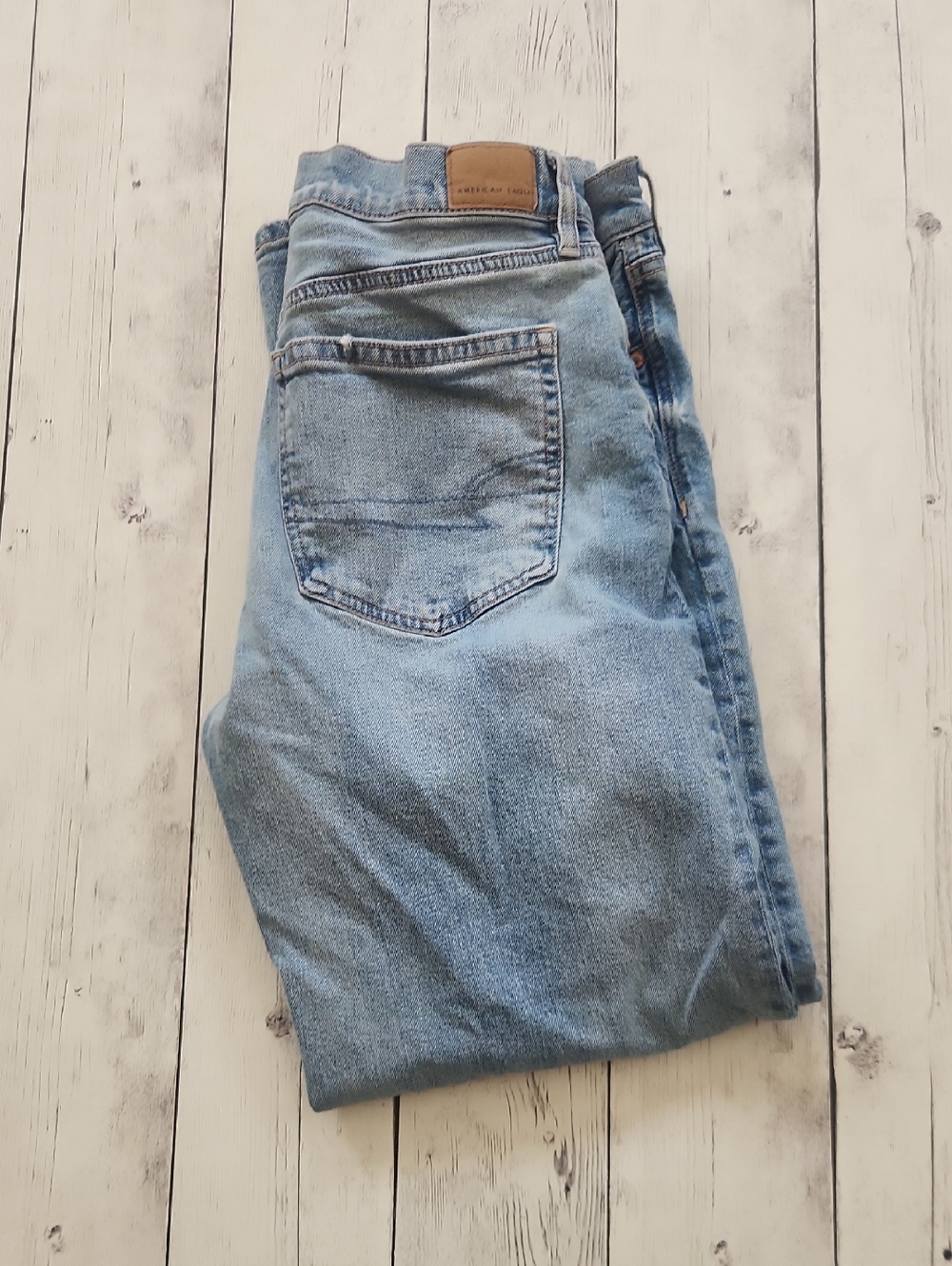 American Eagle Womens Size 8 Ex Boyfriend Light Wash Jeans